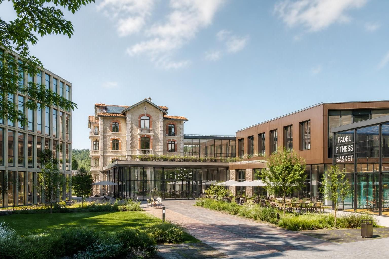 découvrez les enjeux et perspectives d'avenir du dome villebon, un site stratégique au cœur des projets immobiliers innovants. analyse des développements à venir et impact sur la région.